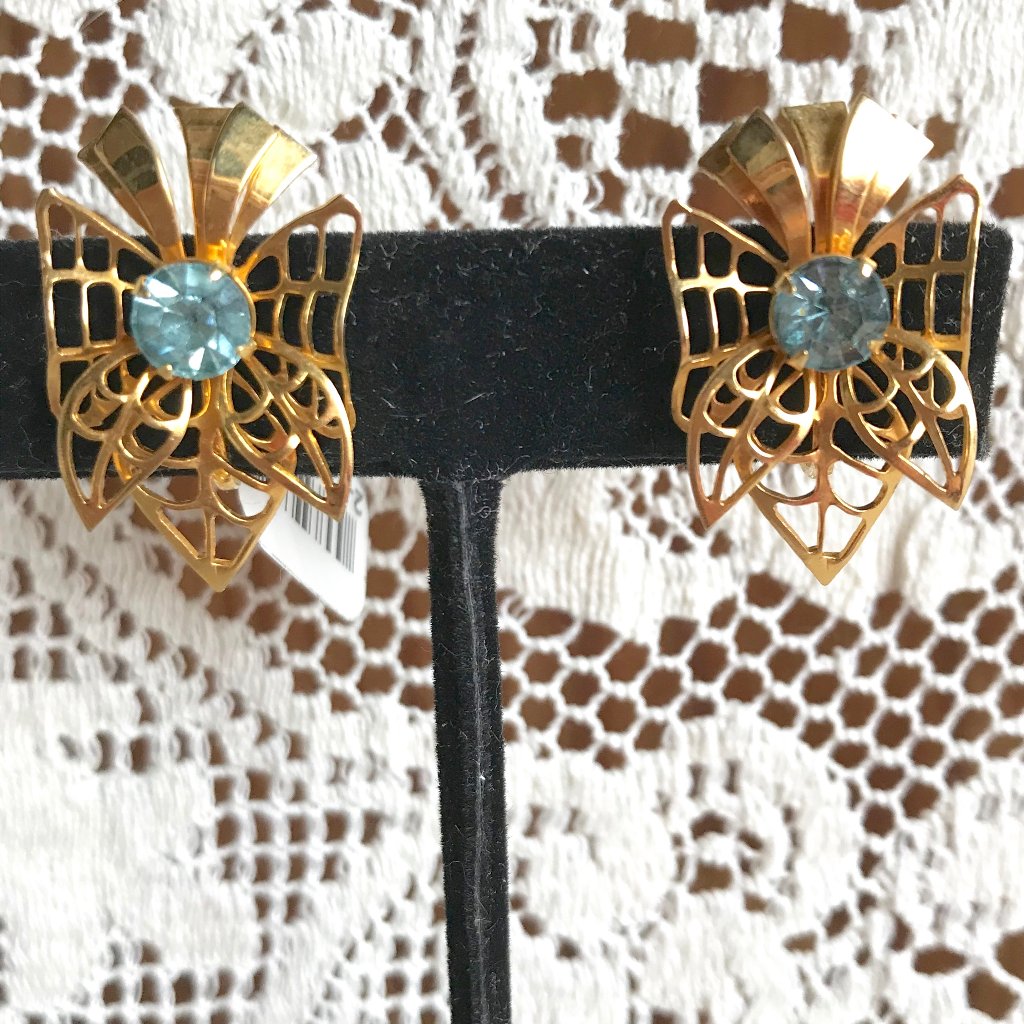 Vintage B&B Rhinestone Screw Back Earrings